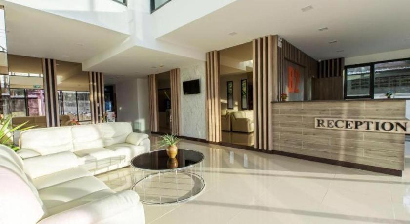 B2 Ubon Premier Hotel Ubon Ratchathani Esterno foto
